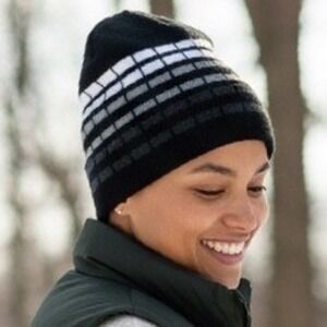 Vintage K&B Beanie Hat Black White Gray Geometric Knit Acrylic Winter‎ Warm OS